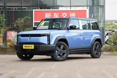 奇瑞又推新SUV，方盒子设计引热议，纯电版缺席遭吐槽