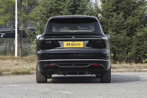 春节回家开深蓝S09 六座SUV，空间大续航长，后备箱能装能睡